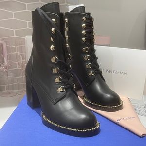 Stuart Weitzman Kolbie Block Chain Booties size 9 BRAND NEW